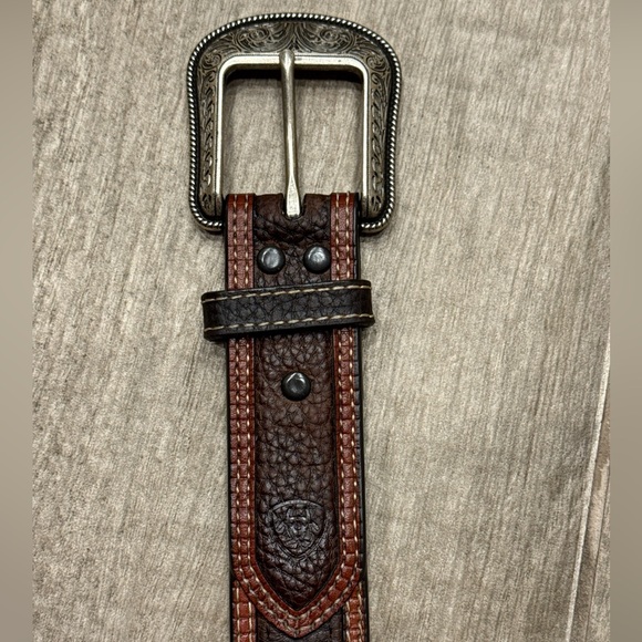 Ariat Mens Two-tone Leather Belt-A10004305 Brown Silver Buckle Size 34 NWOT - Picture 5 of 9